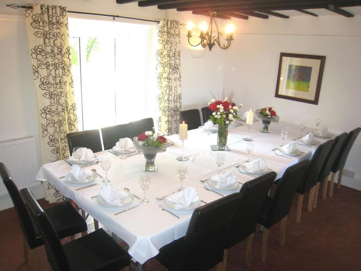 Arden Hill Farmhouse - Hot Tub, Snooker Table, Sleeps 16 Stratford-upon-Avon Luaran gambar